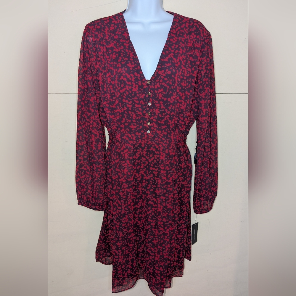 NWT Tommy Hilfiger Long Sleeve Mid Length Dress Red Petal Pattern - Picture 4 of 13